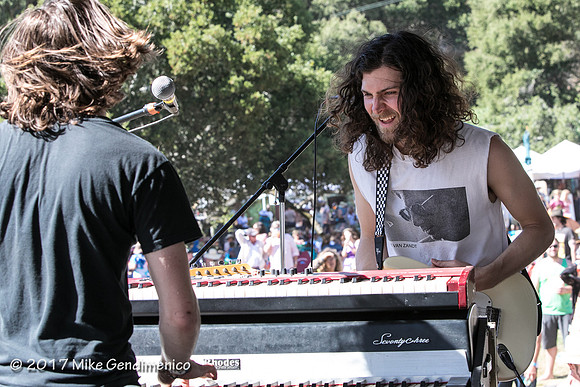 Redwood_Mtn_Faire_2017-1990